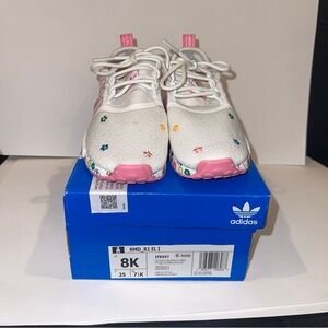 Hello kitty adidas size 8K